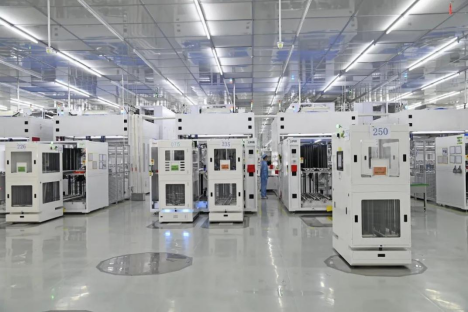 江蘇徐州 推動民營經(jīng)濟高質(zhì)量發(fā)展駛?cè)搿翱燔嚨馈? class=